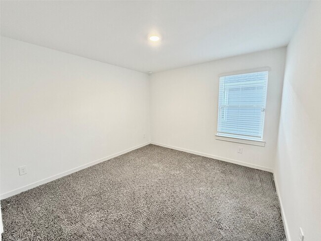 Building Photo - 31611 Farlam Farms Trl