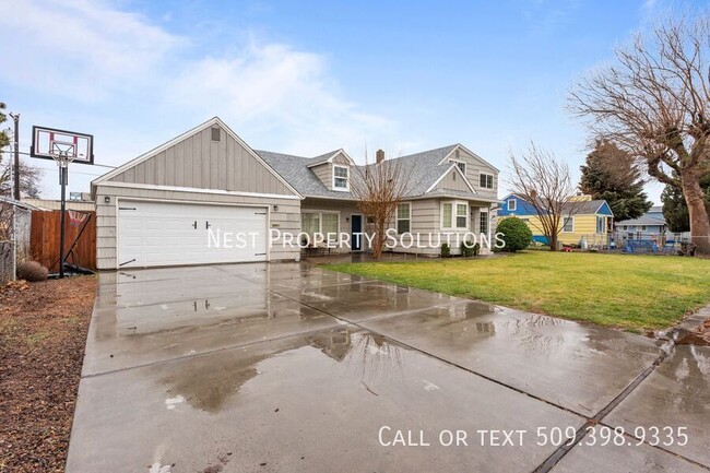 Building Photo - Charming 3 Bed, 2.5 Bath Home for Rent!