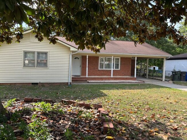 Primary Photo - 707 Bronco Rd