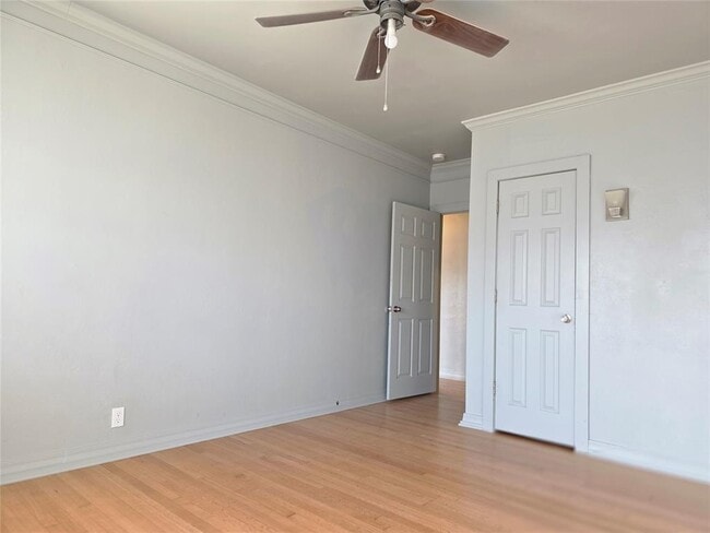 Building Photo - 1725 NW 18th St