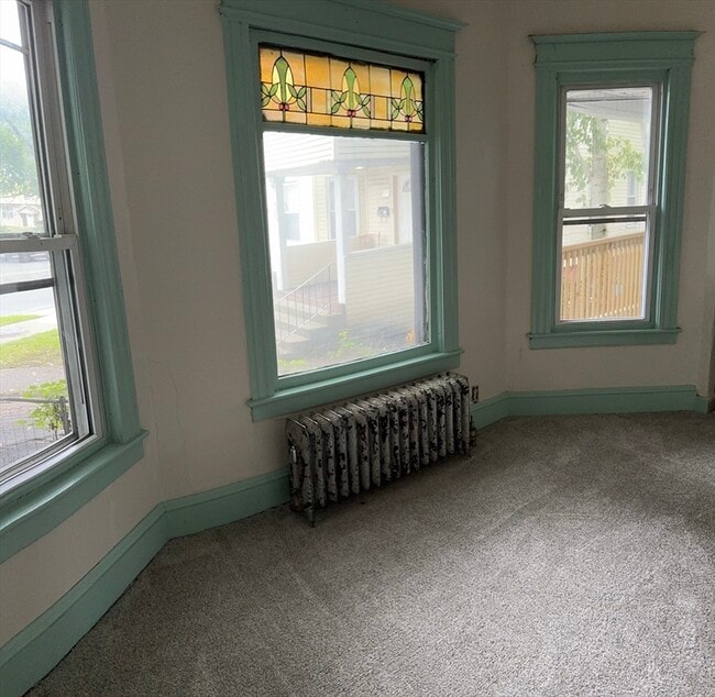 Building Photo - 735 Belmont Ave