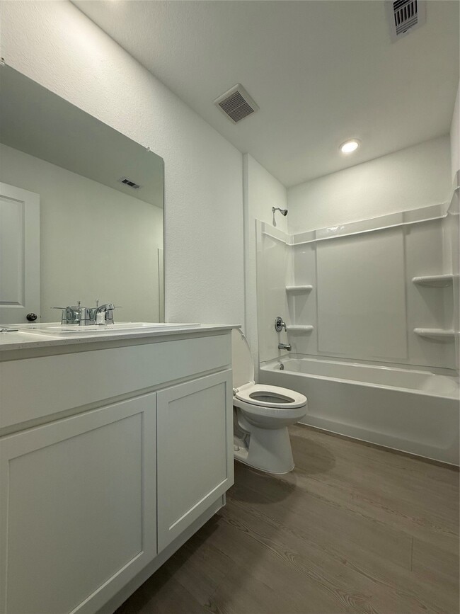 Building Photo - 14896 N Ascot Bnd Cir