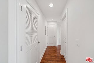 Building Photo - 1050 S Holt Ave