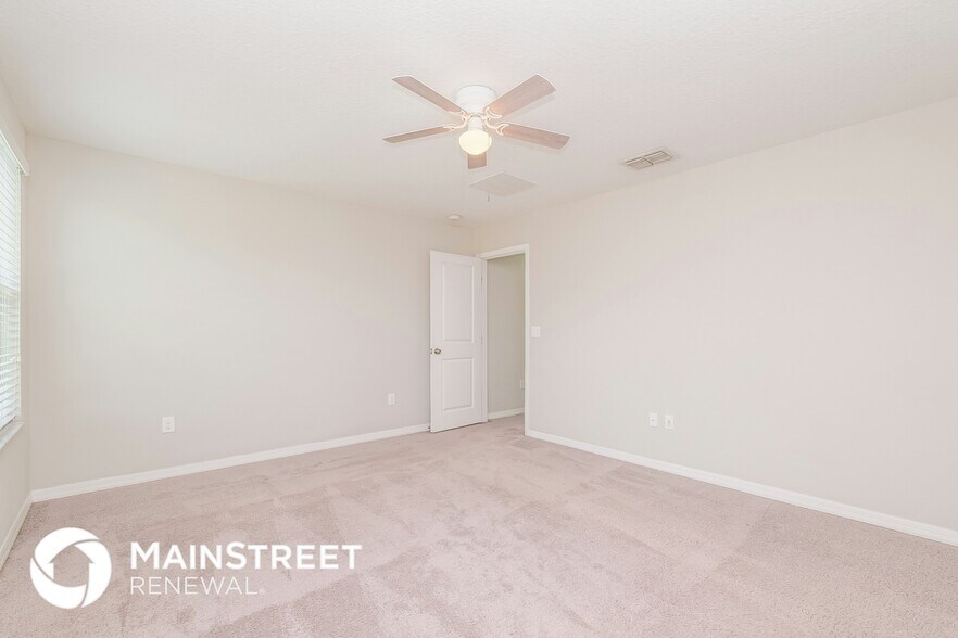 Building Photo - 36125 Stable Wilk Ave