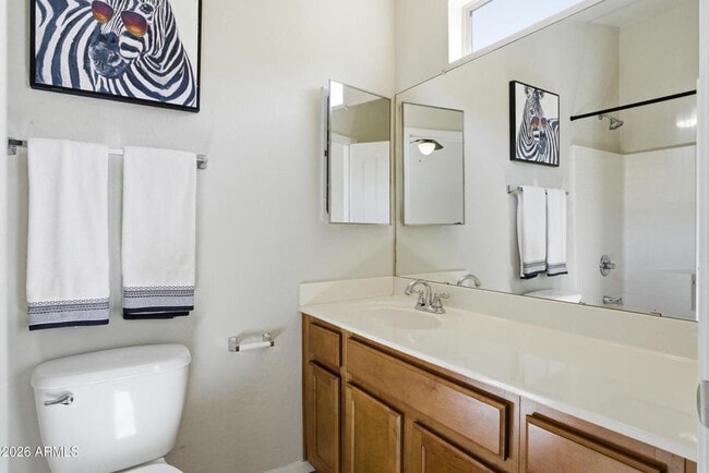 Building Photo - 2250 E Deer Valley Dr