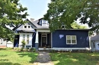 Building Photo - 123 Marion St