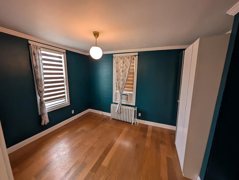 Building Photo - 124 73rd St