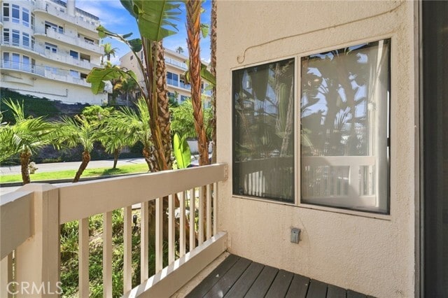 Building Photo - 7301 Vista Del Mar
