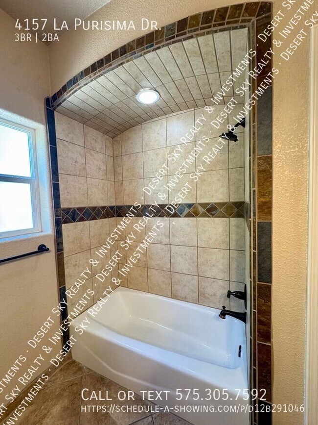 Building Photo - 4157 La Purisima Dr