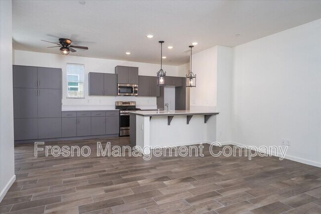 Building Photo - 3740 Highpark Way