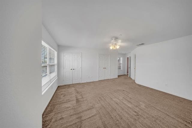 Building Photo - 908 Englewood Ln