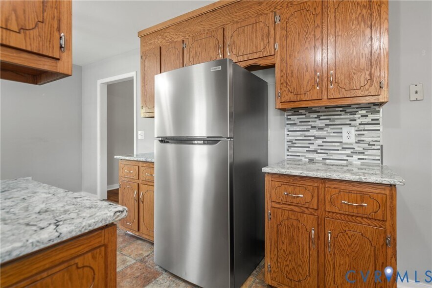 Building Photo - 7156 Birchwood Cir