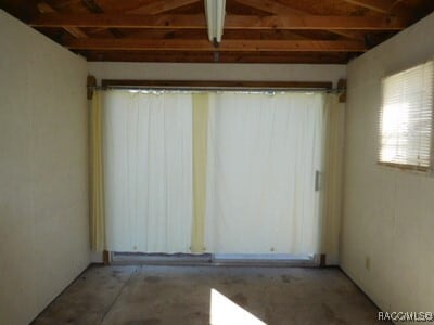 Building Photo - 7170 N Golden Point