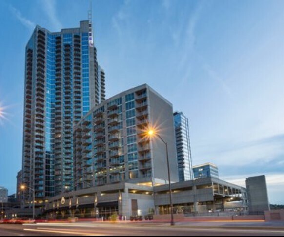 Primary Photo - 400 W Peachtree St NW