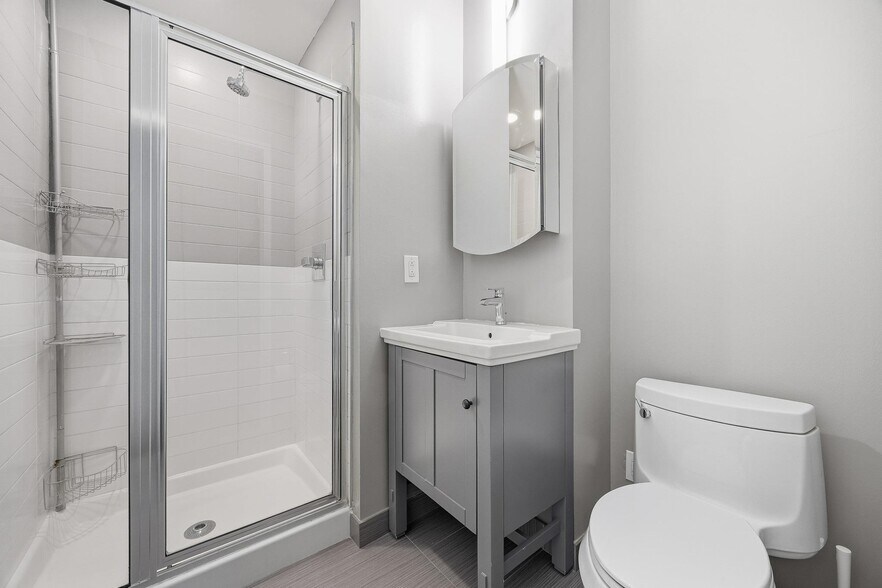 Building Photo - 217 Newark Ave