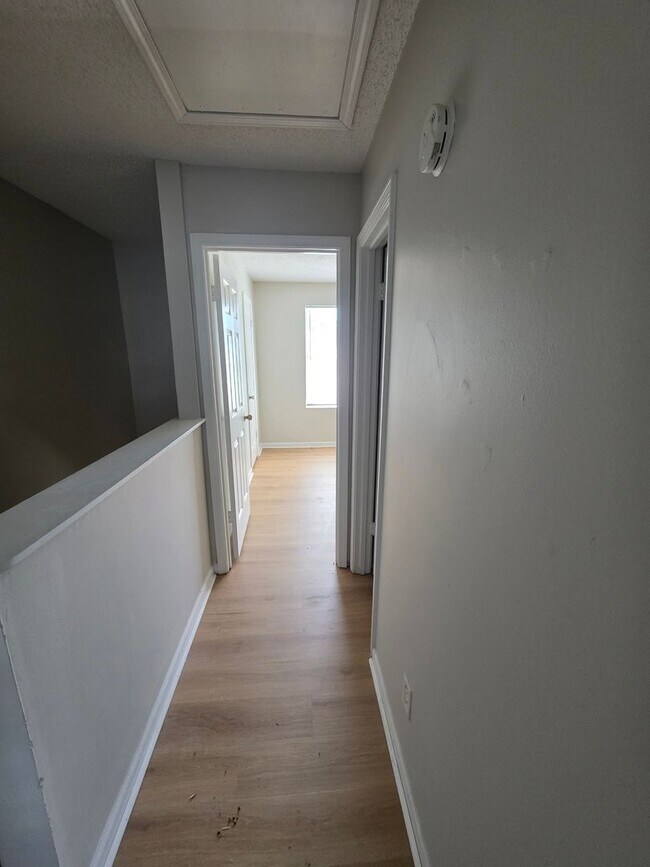 Building Photo - 1914-1920 Jessamine Road West Columbia, SC 29169