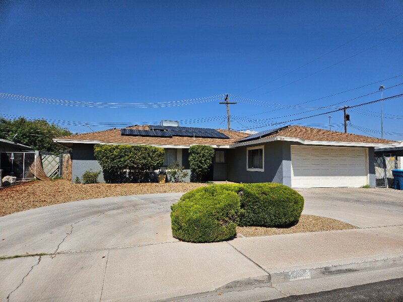 Building Photo - 105 Marigold Ln