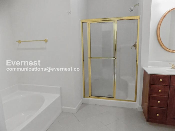 Building Photo - 108 Glasgow