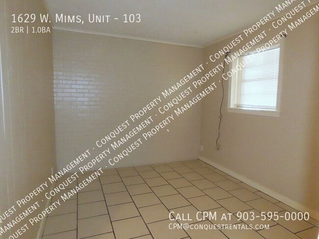 Building Photo - 1629 W Mims St