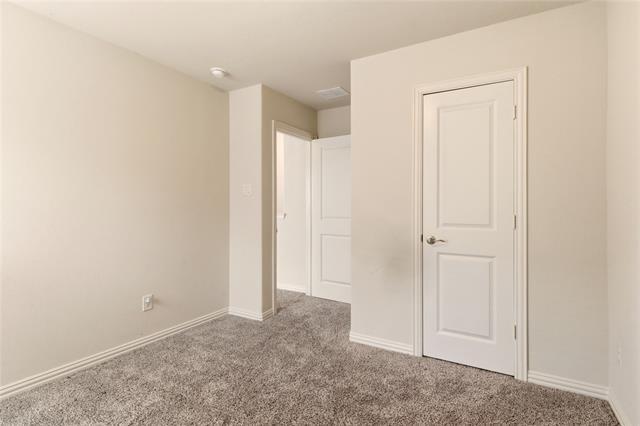 Building Photo - 1212 Blue Ridge Pl