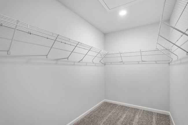 Building Photo - 6023 Enclosure Way
