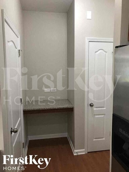 Building Photo - 15003 Cavanshire Trail