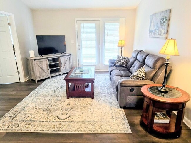 Building Photo - 7112 Belize Dr