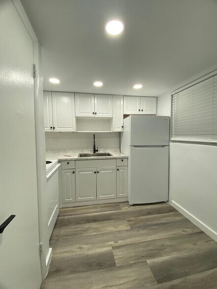 Building Photo - 3700 NW 58th Ave