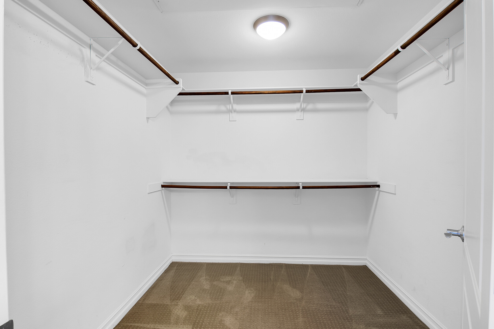 Building Photo - 629 Traction Ave