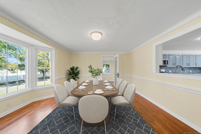 Building Photo - 20 Rosina Rd