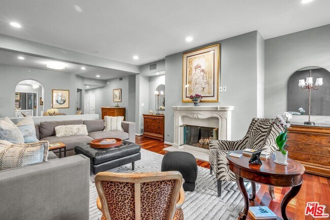 Building Photo - 11740 Sunset Blvd