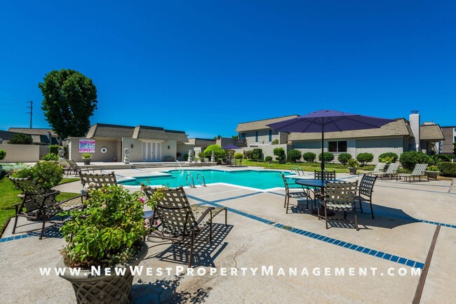 Building Photo - Beautifully upgraded Point Loma 2-bedroom ...