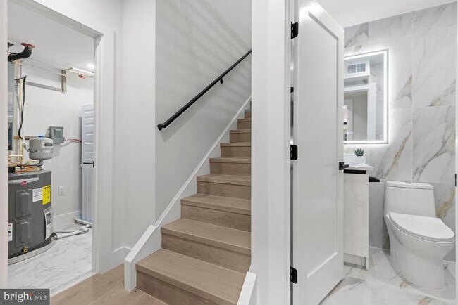 Building Photo - 3923 14th St NW