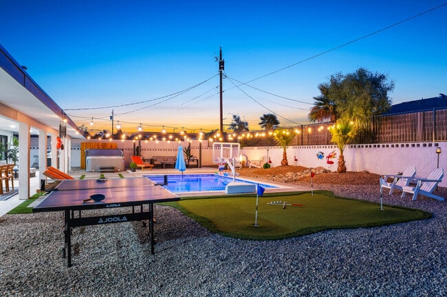 Building Photo - 131 Mescal Loop