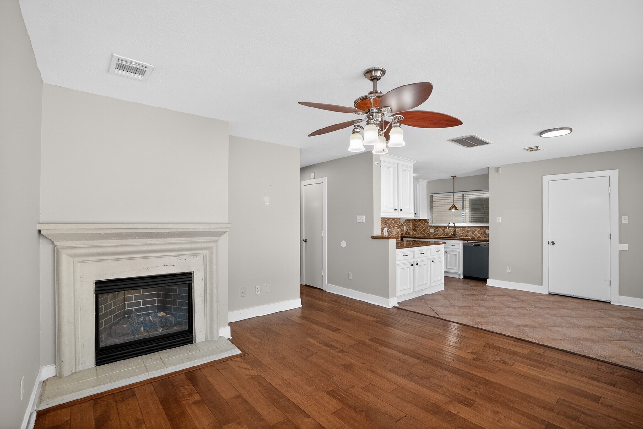Building Photo - 18827 Atasca Oaks Dr