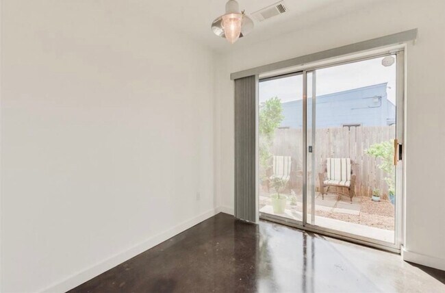 Building Photo - Immaculate 2-Story Urban Loft Townhome wit...