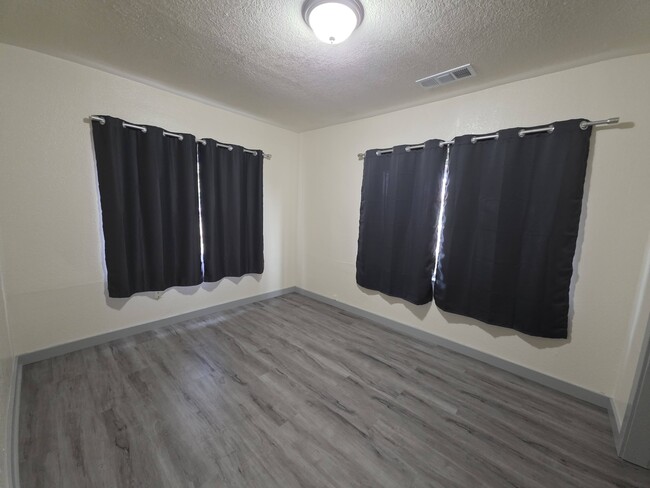 Building Photo - 778 Musick Ave