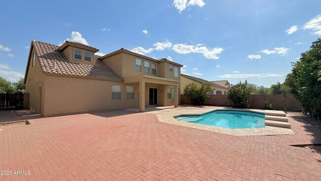 Building Photo - 3316 E Kingbird Pl