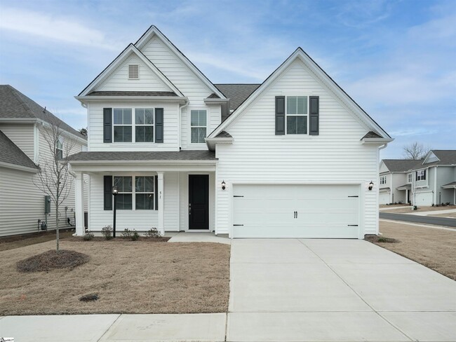 Primary Photo - 51 Thorne St