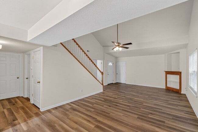 Building Photo - 1716-1718-1718 Juniper Dr