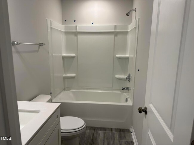 Building Photo - 603 Gimari Dr