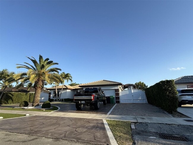 Building Photo - 12754 SW 209th Ln