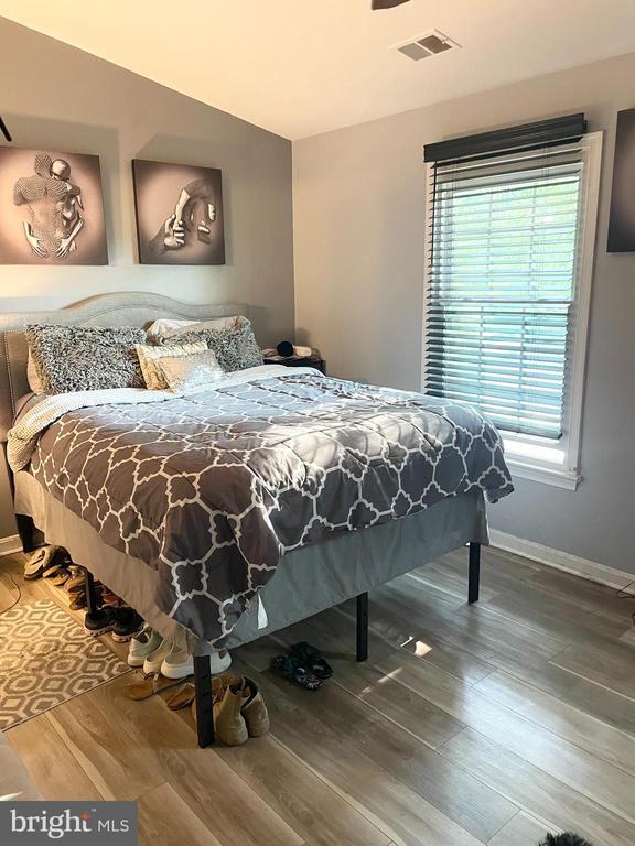 Building Photo - 15401 Empress Way