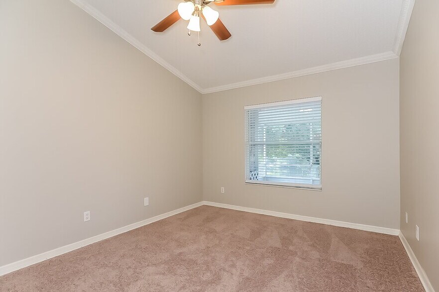 Building Photo - 4313 Longshore Dr