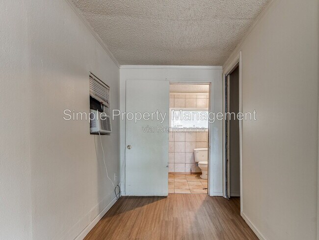 Building Photo - 4012 Parkwoods Ln