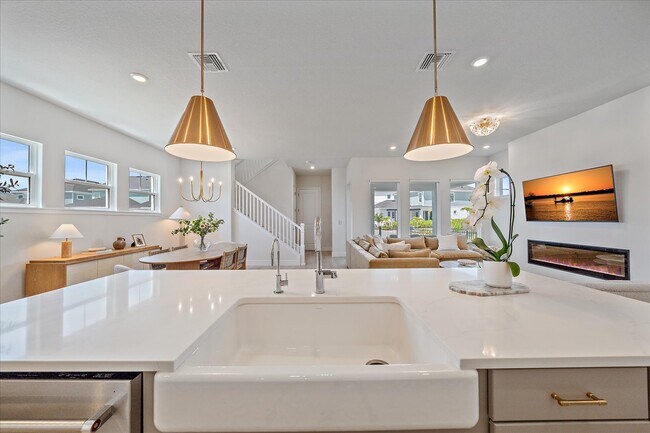 Building Photo - 7279 Kodiak Ln