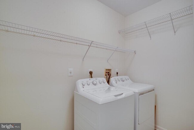 Building Photo - 87 Harbour Heights Dr