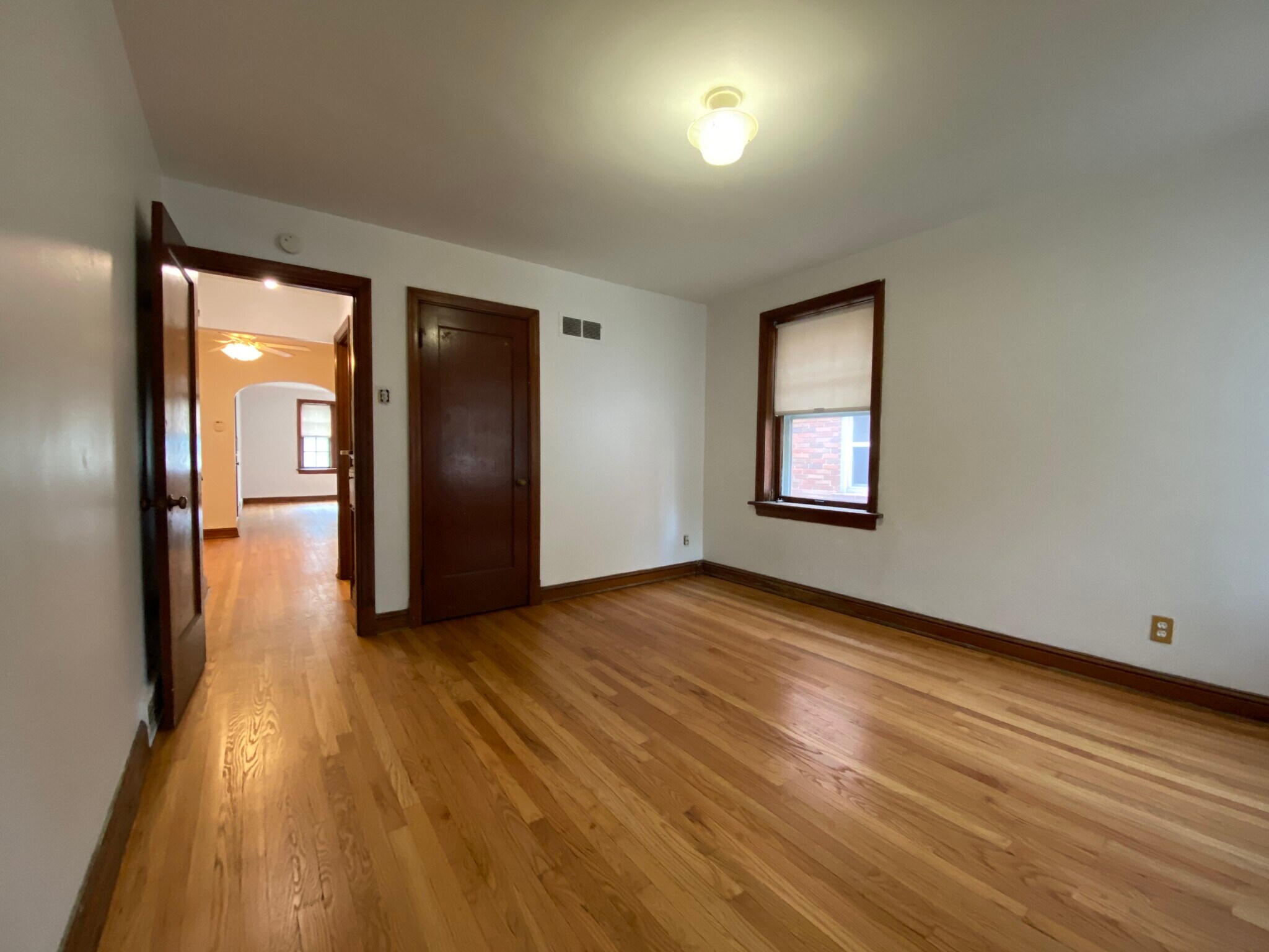 Building Photo - 8828 Riverview Blvd