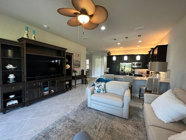 Building Photo - 11916 Five Waters Cir