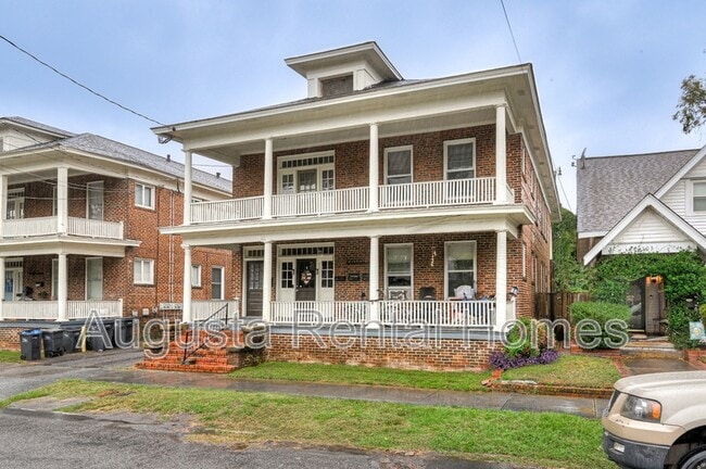 Building Photo - 107 4th St